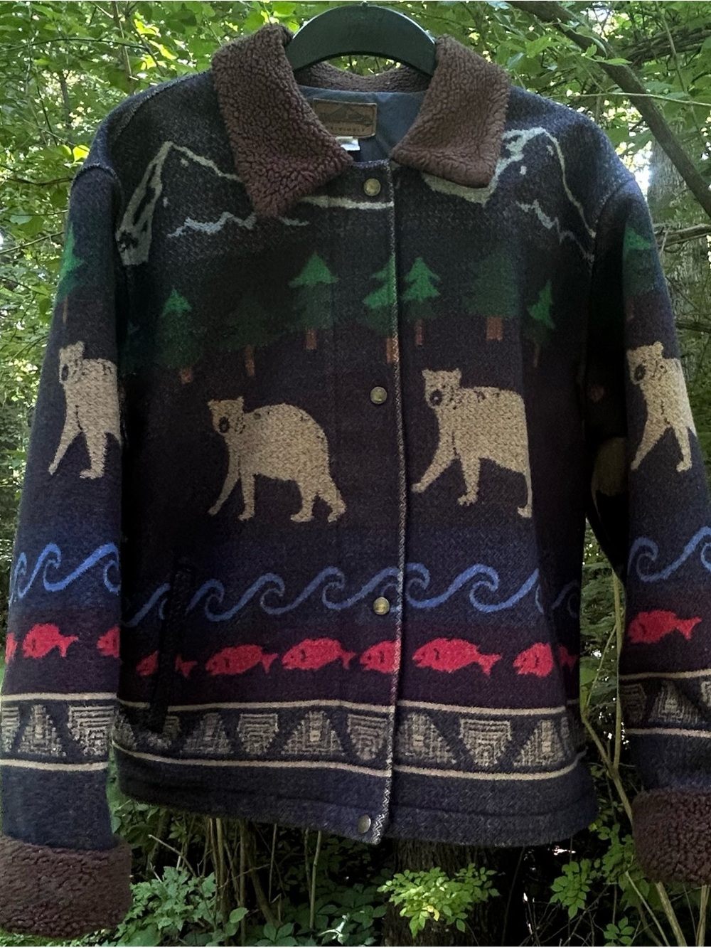 Vintage Pendleton Wool Blend Bear & Fish Patterned Jacket